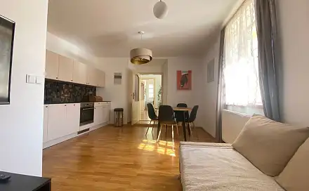 Pronájem bytu 3+kk 74 m²