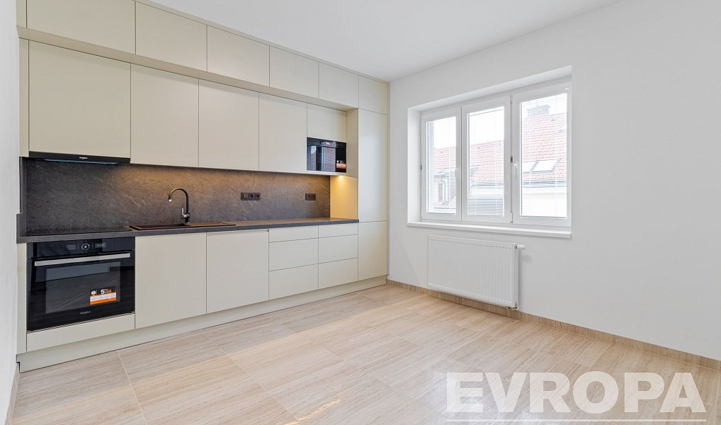 Prodej bytu 3+1 210 m², Havlíčkův Brod – náhled fotky 4