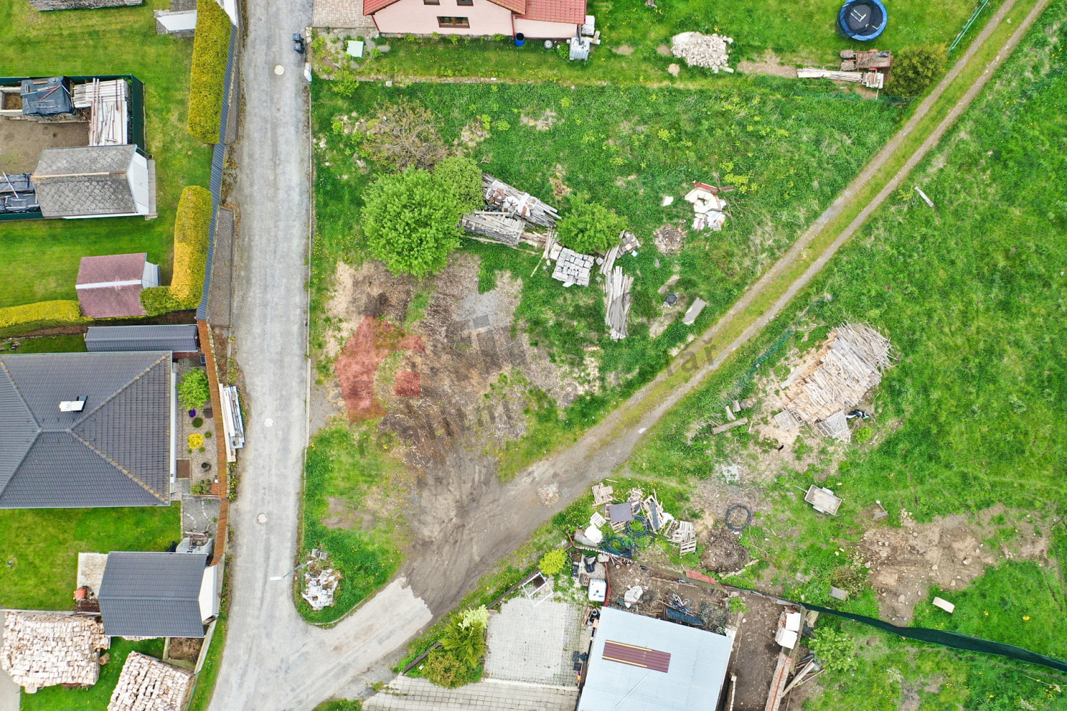 Prodej stavebního pozemku 843 m² – fotografie 3