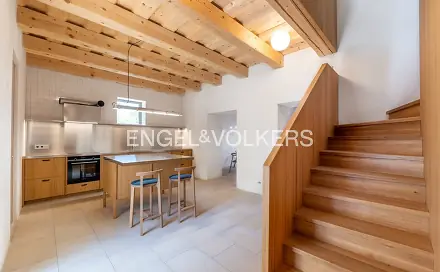 Pronájem bytu 4+1 156 m², Praha 6 - Střešovice