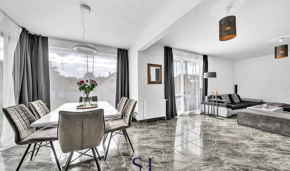 Pronájem domu 137 m² s pozemkem 841 m², Babice – náhled fotky 2