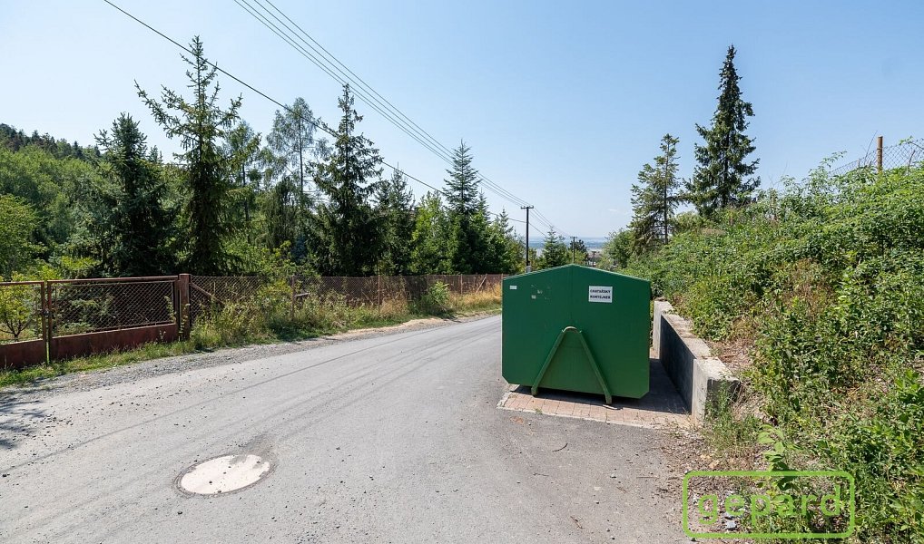 Prodej stavebního pozemku 900 m², Dolany – náhled fotky 16