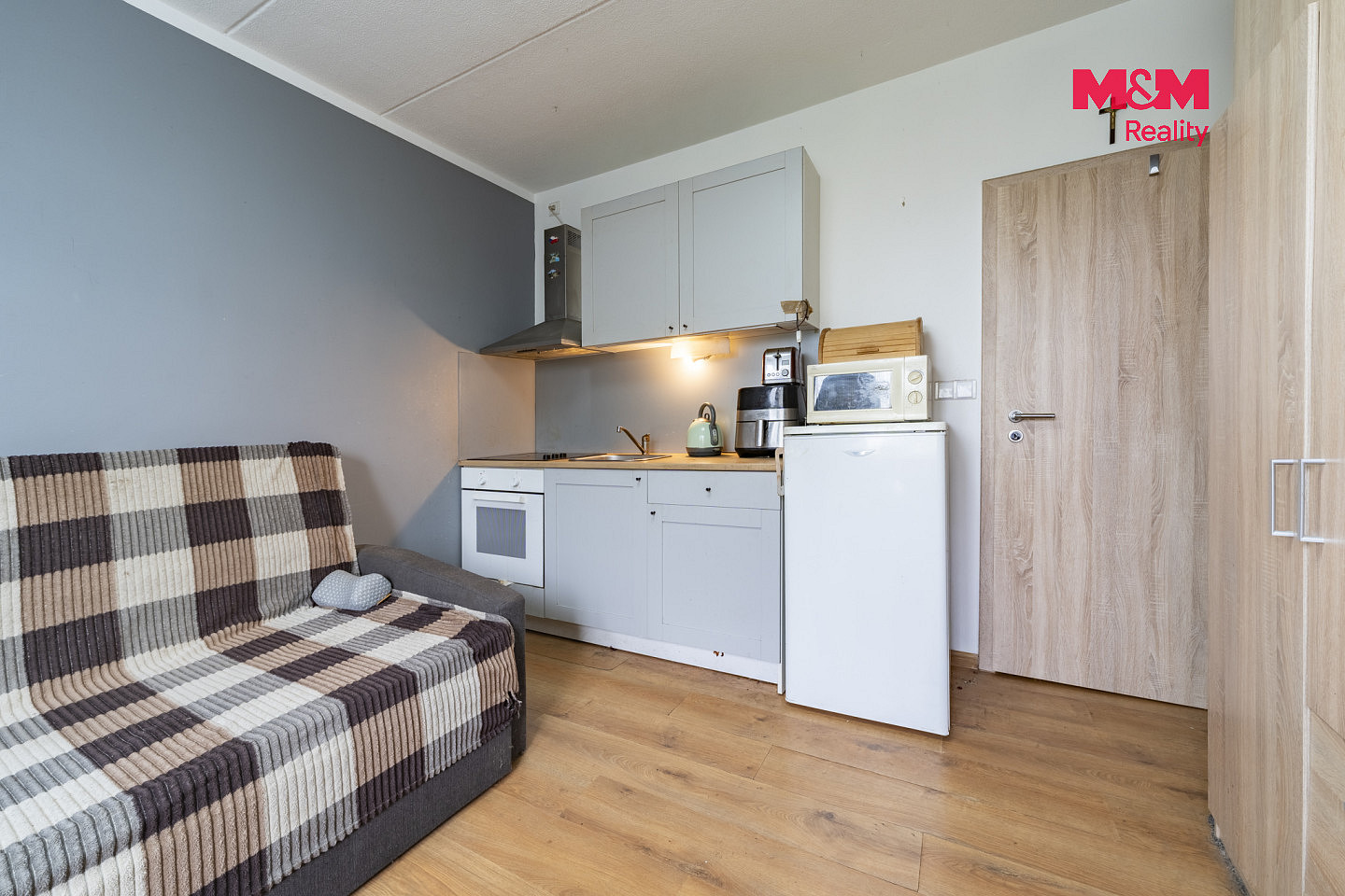 Pronájem bytu 1+kk 20 m² – fotografie 2