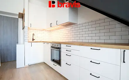 Pronájem bytu 2+kk 53 m², Křenová, Brno - Trnitá
