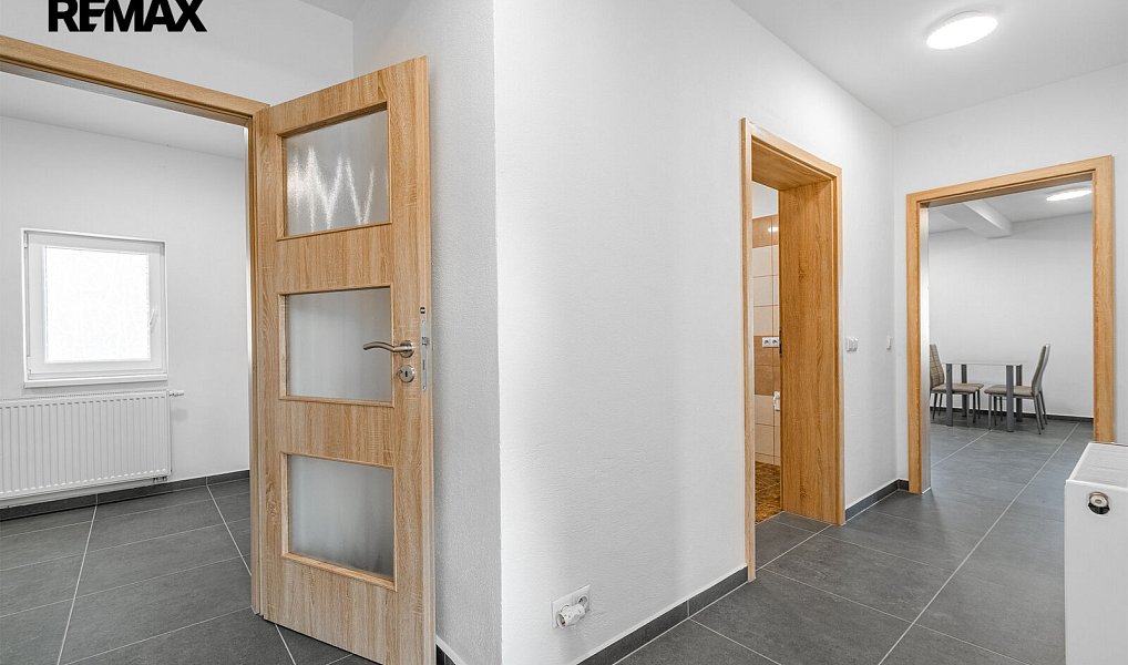 Pronájem domu 173 m² s pozemkem 180 m², Horní Lukavice – náhled fotky 6