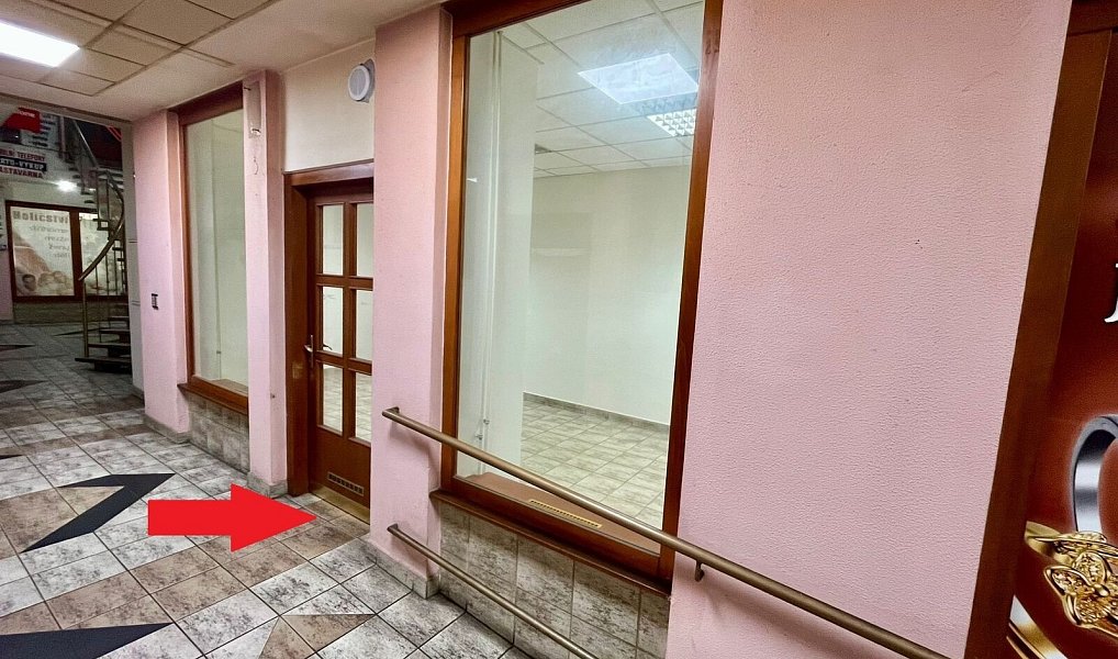 Pronájem obchodních prostor 19 m², Hodonín – náhled fotky 4
