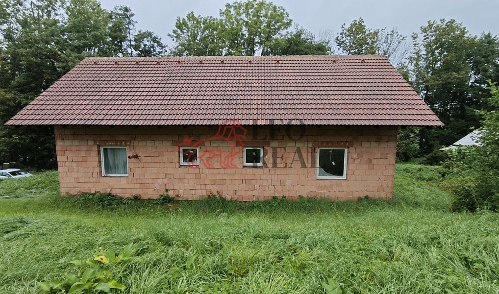 Prodej domu 140 m² s pozemkem 1 045 m², Mladé Buky – náhled fotky 18
