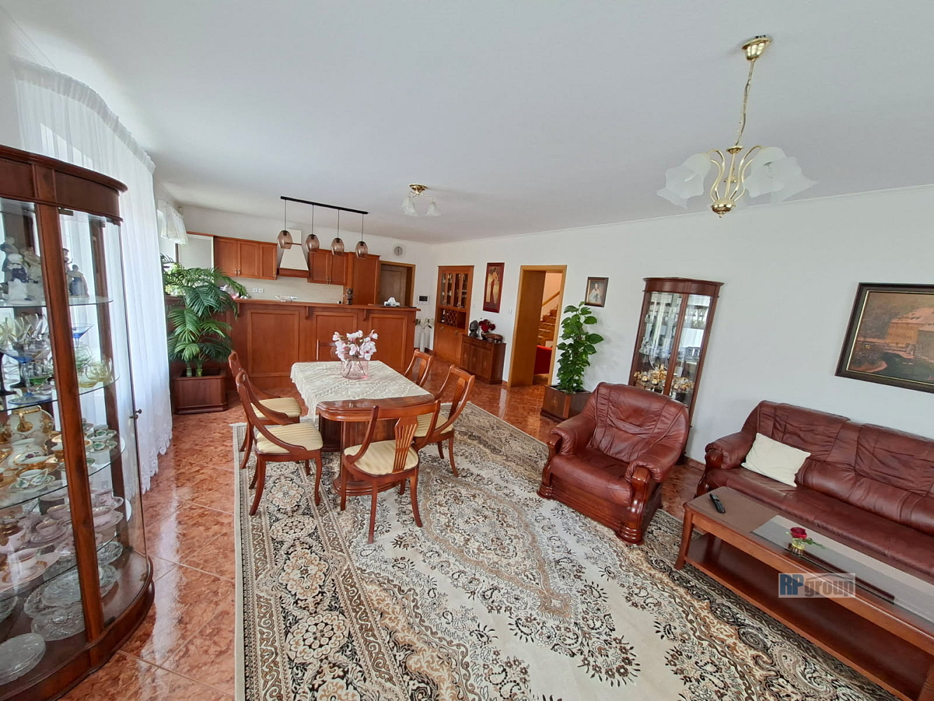 Prodej domu 200 m² s pozemkem 488 m² — photo 3