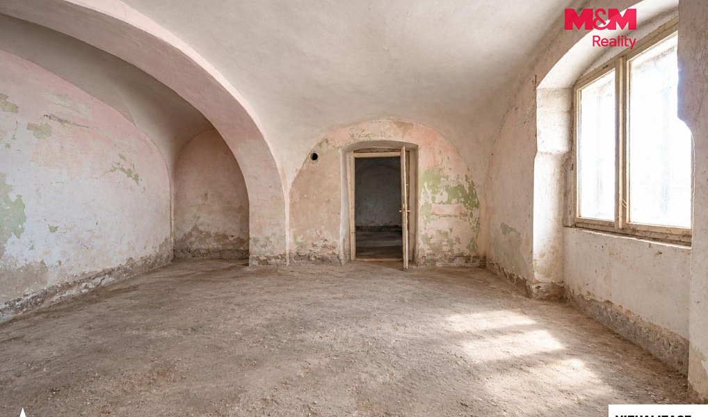 Prodej stavebního pozemku 3 672 m², Křešice – náhled fotky 2