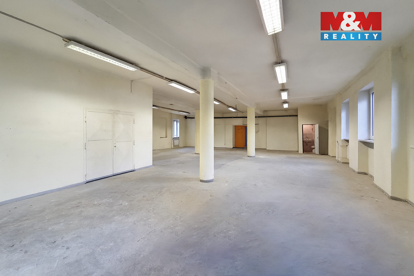 Pronájem obchodních prostor 157 m² – fotografie 4