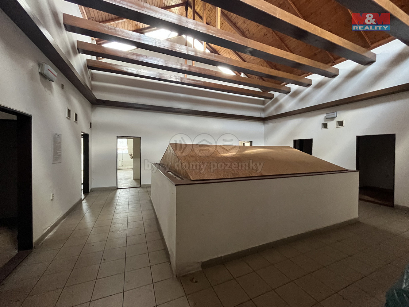 Prodej obchodních prostor 504 m² – fotografie 3