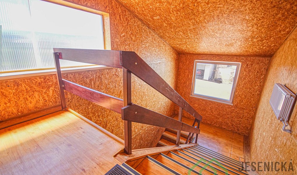 Prodej výrobních prostor 3 580 m², Javorník – náhled fotky 13