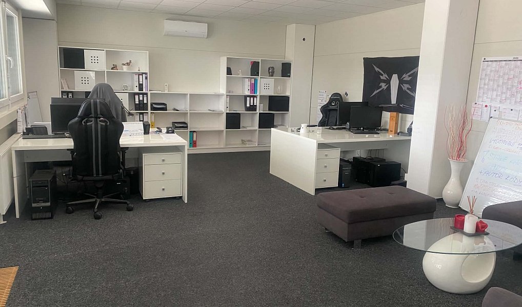 Prodej výrobních prostor 650 m², Jinačovice – náhled fotky 8