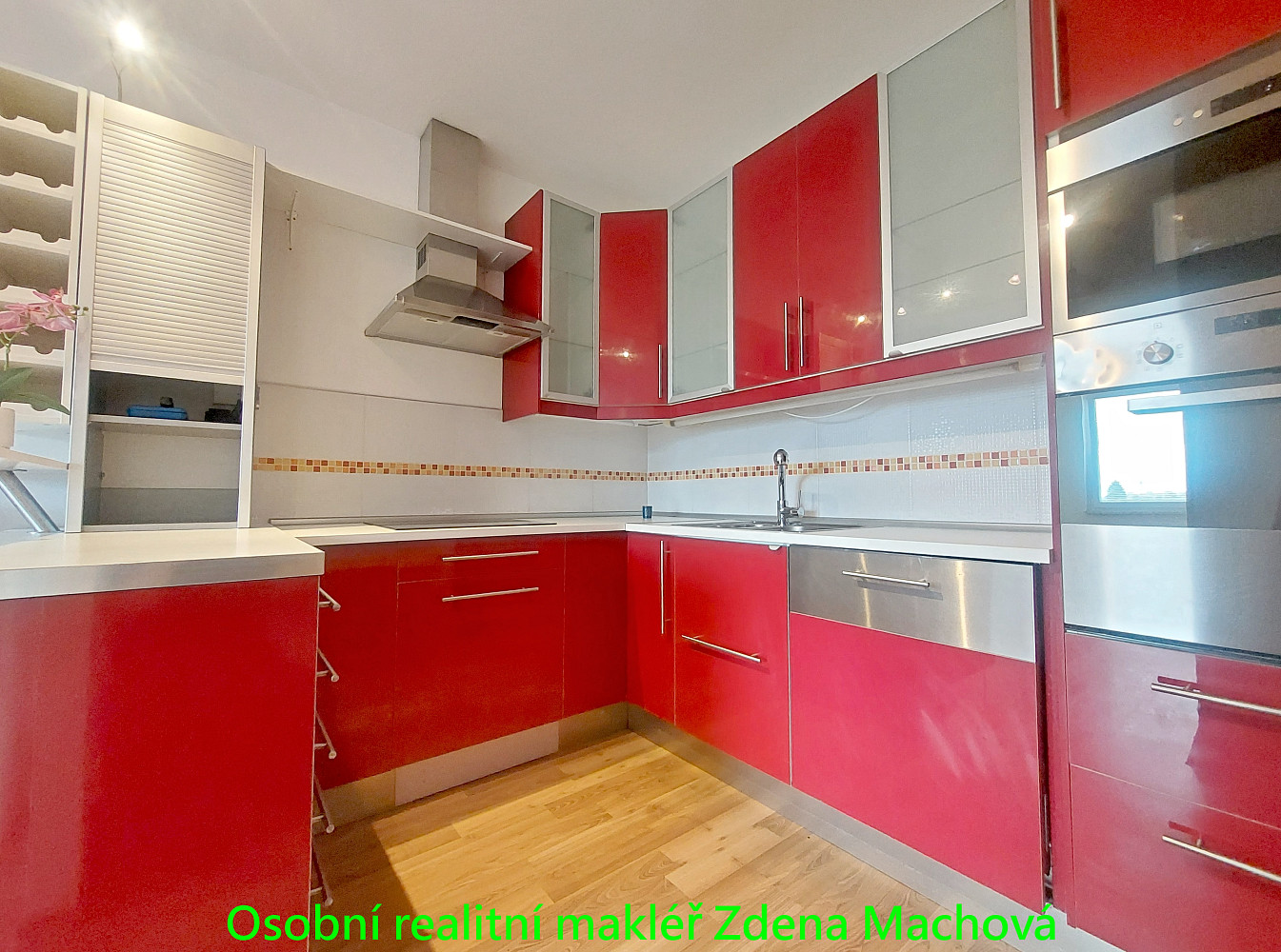 Pronájem bytu 3+kk 67 m² – fotografie 4