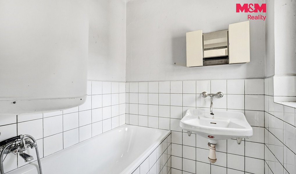 Prodej domu 150 m² s pozemkem 979 m², Dvůr Králové nad Labem – náhled fotky 11