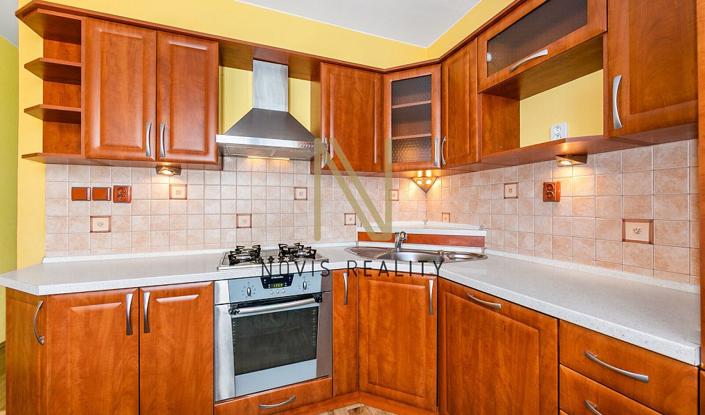 Prodej bytu 3+1 62 m², Klatovy – náhled fotky 2