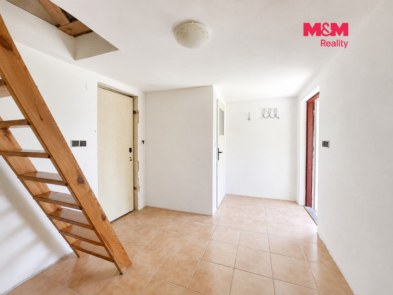Prodej chaty/chalupy 36 m² s pozemkem 582 m² — photo 2