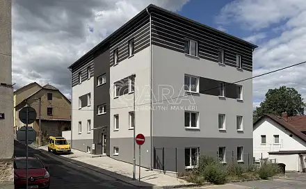Pronájem bytu 1+kk 40 m²