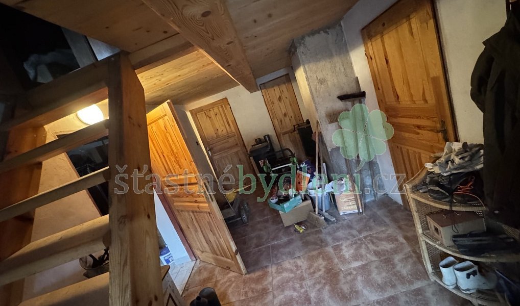 Prodej domu 230 m² s pozemkem 2 028 m², Volfartice – náhled fotky 20