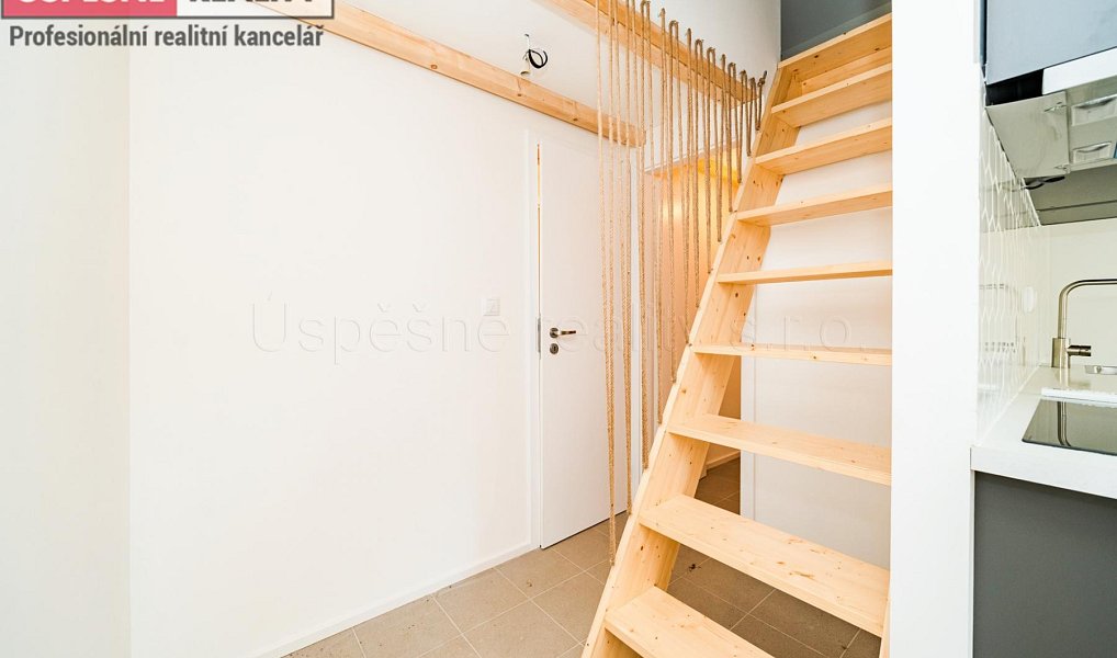 Prodej domu 57 m² s pozemkem 117 m², Černošice – náhled fotky 9