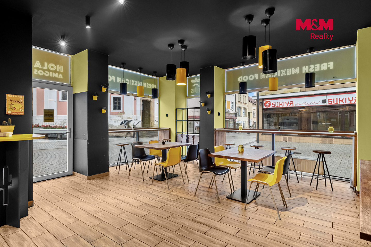 Prodej nájemního domu, činžáku 453 m² – fotografie 2