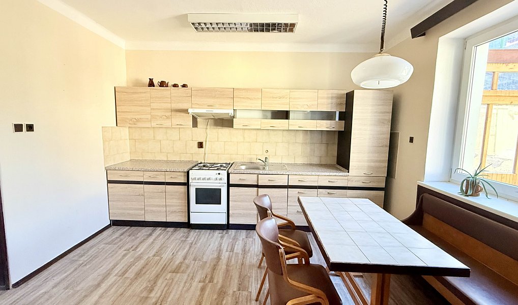 Prodej domu 160 m² s pozemkem 1 044 m², Rataje – náhled fotky 5