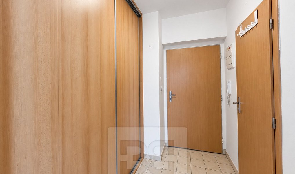 Pronájem bytu 1+kk 34 m², Praha – náhled fotky 7