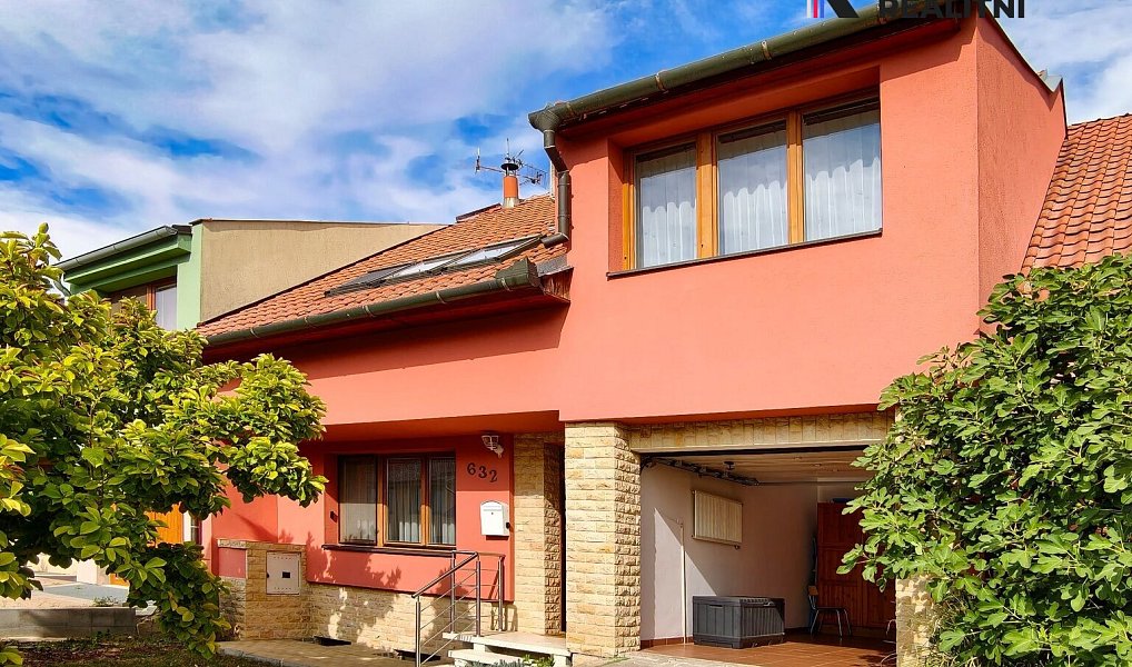 Prodej domu 254 m² s pozemkem 272 m², Lednice – fotka 1 z 23