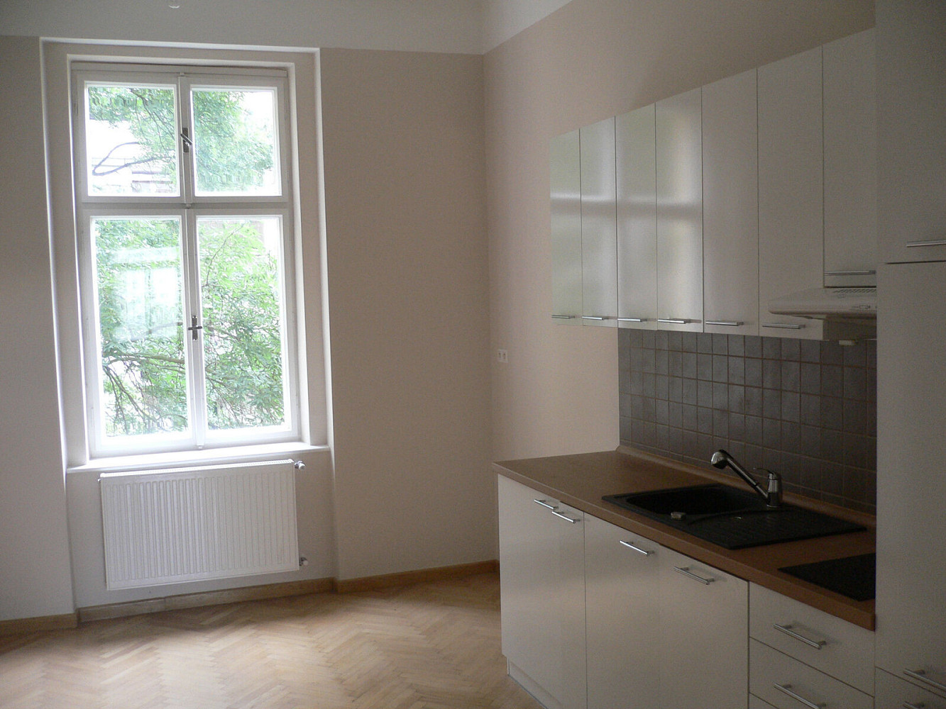 Pronájem bytu 2+1 63 m² – fotografie 2