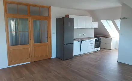 Pronájem bytu 3+kk 93 m²