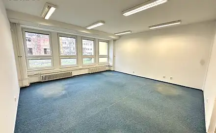 Pronájem kanceláře 43 m², Jiráskova, Vsetín
