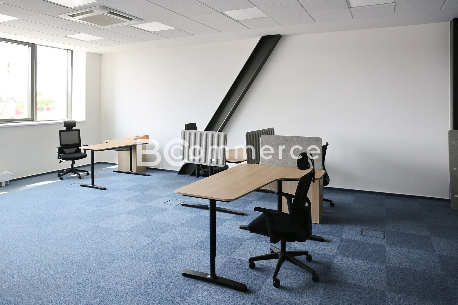 Pronájem kanceláře 202 m² – fotografie 3