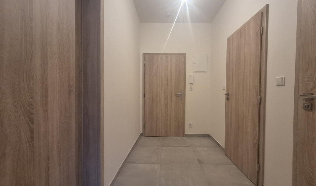 Prodej bytu 2+kk 39 m², Praha – náhled fotky 8