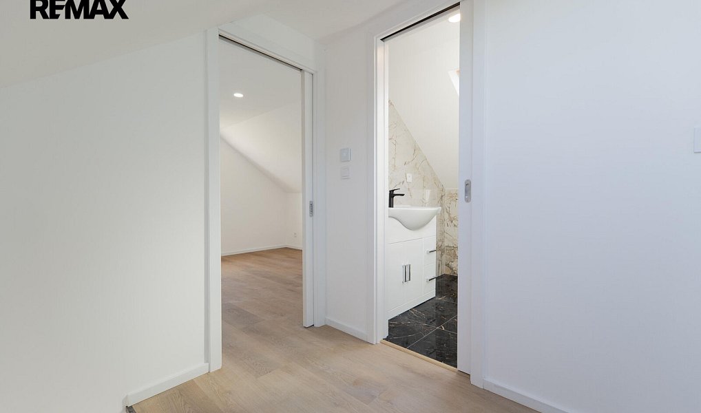 Prodej domu 87 m² s pozemkem 292 m², Praha – náhled fotky 8