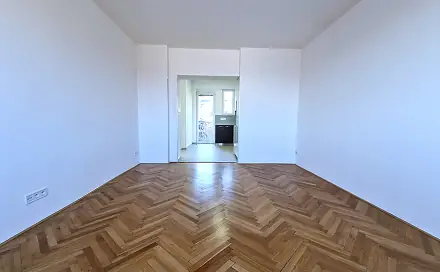 Prodej bytu 3+1 90 m², Tržní, Brno - Černovice