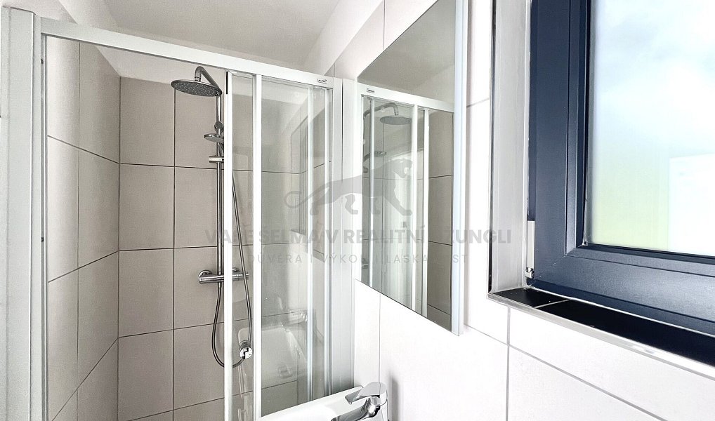 Stylový, moderní a ekologický Kontejnerový Dům na Prodej, Praha – náhled fotky 18