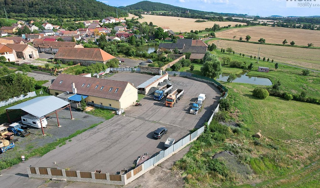 Prodej domu 244 m² s pozemkem 1 483 m², Hrobčice – náhled fotky 23