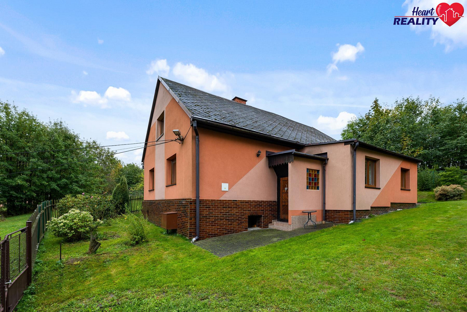 Prodej domu 149 m² s pozemkem 1 298 m²