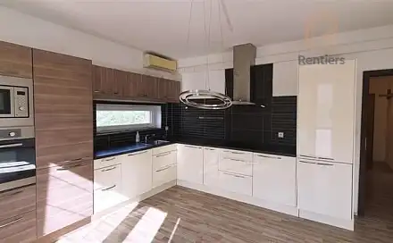 Pronájem bytu 2+kk 97 m²