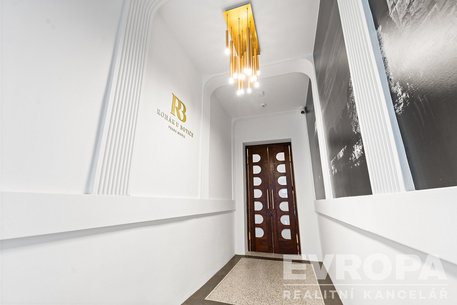 Pronájem bytu 2+kk 49 m² – fotografie 4