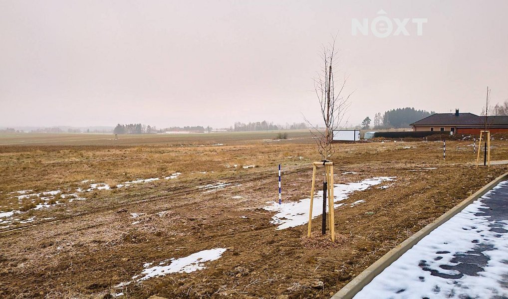 Prodej stavebního pozemku 1 020 m², Lišov – náhled fotky 11