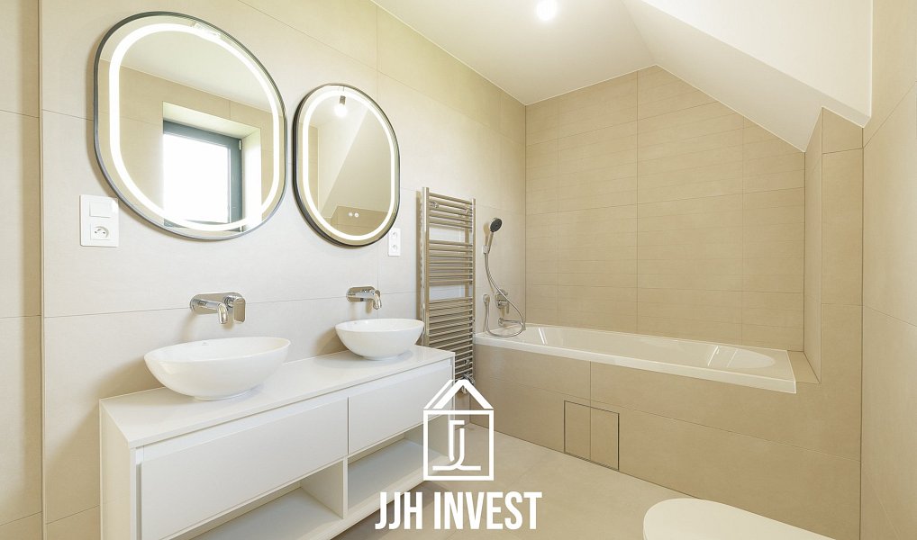 Prodej domu 254 m² s pozemkem 834 m², Vysoký Újezd – náhled fotky 17