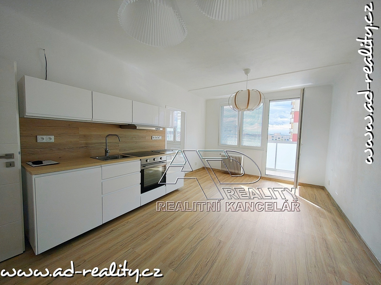 Pronájem bytu 2+kk 49 m² – fotografie 3