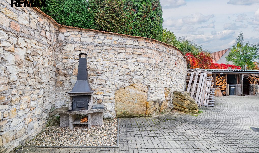 Prodej kanceláře 670 m², Zbrašín – náhled fotky 37