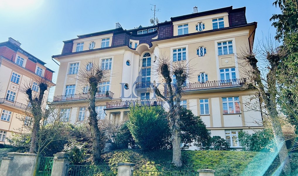 Prodej bytu 2+1 92 m², Karlovy Vary – náhled fotky 29