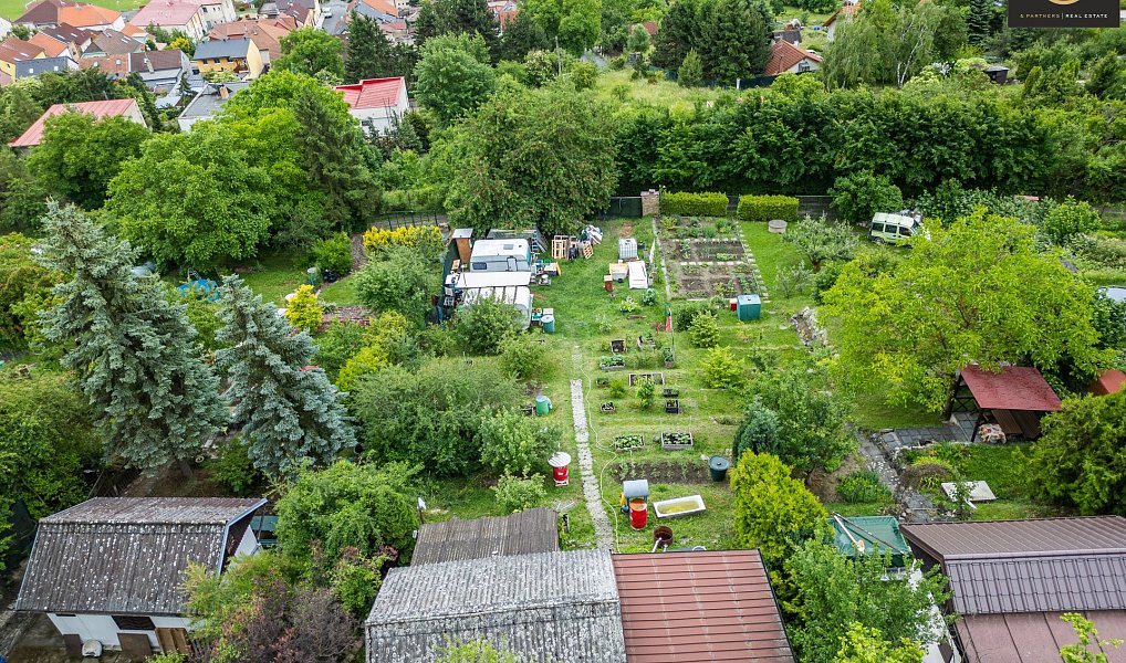Prodej zahrady 732 m², Brandýsek – náhled fotky 6
