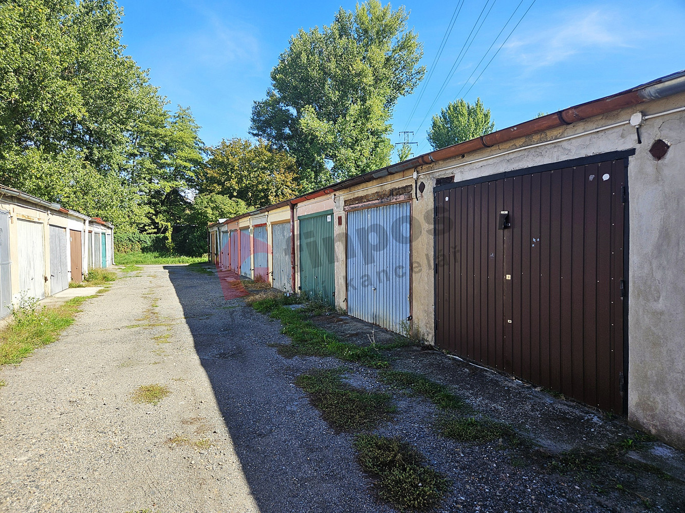 Prodej Garáže 18m2, lokalita u Kauflandu - Mělník