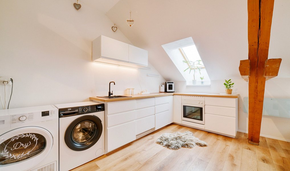 Pronájem bytu 1+1 39 m², Cheb – náhled fotky 3