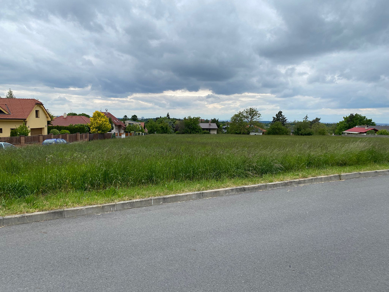 Prodej stavebního pozemku 2 040 m² – pohled 4