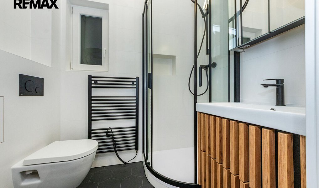 Pronájem bytu 2+kk 44 m², Praha – náhled fotky 3